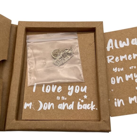 Hand & Heart Gold Open Circle Pendant Necklace I Love You To The Moon & Back - Picture 9 of 9